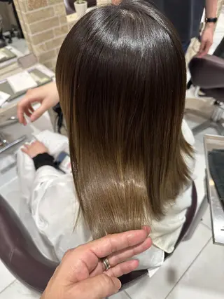 ロング GRANDEUR まついのヘアスタイル