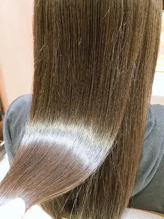 ミディアム Ash 店長　山下達也のヘアスタイル