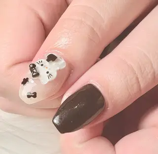 ミディアム 山科駅徒歩3分❣️ 代表　紗恵子のネイルデザイン