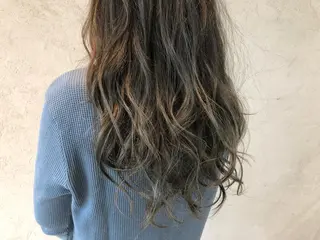 ロング カラー ヘアアレンジ Sia.   大阪梅田茶屋町店所属・まつパ/まつエク Sia.茶屋町店のマツエク・マツパデザイン