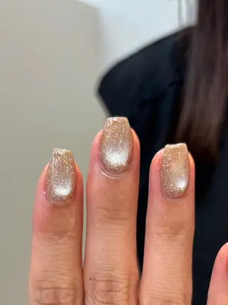 ネイル momo △TRIOSのネイルデザイン