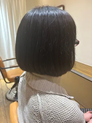 ミディアム おもだか　がく /レディースカットのヘアスタイル