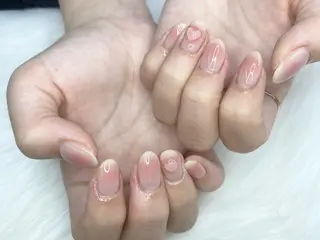 ネイル アイズ渋谷店所属・アイズ~is~渋谷店 hiyo🐈‍⬛のネイルデザイン