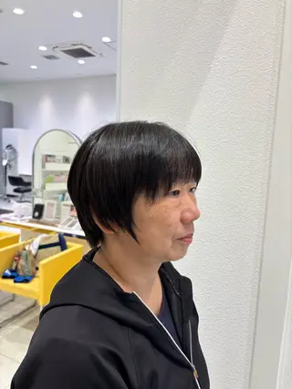 ショート カラー 🩶米澤 美月🩶のヘアスタイル