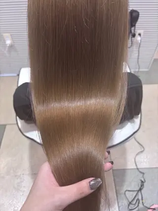 ロング カラー ベージュカラー⌇﻿ くびれヘア.𐙚心音のヘアスタイル