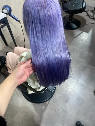 カラー Seleneコウキ ブリーチ/ハイトーンのヘアスタイル