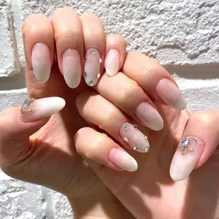 ネイル 矢崎 千春のネイルデザイン