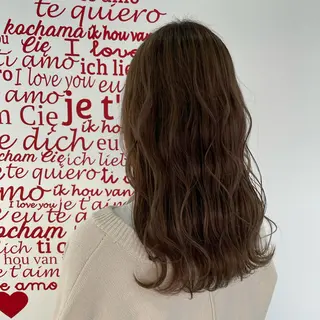 ロング カラー CREAPY所属・CREAPY　日向野 利菜のヘアスタイル