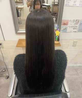 ロング カラー 堀川 希歩のヘアスタイル