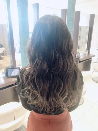ロング EARTH長岡 🌼渡辺まい🌼のヘアスタイル