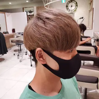 ショート カラー 中村 和貴のヘアスタイル