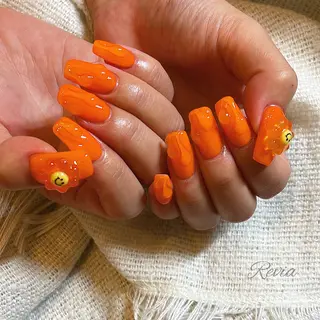 ネイル revia所属・ERI Nailistのネイルデザイン