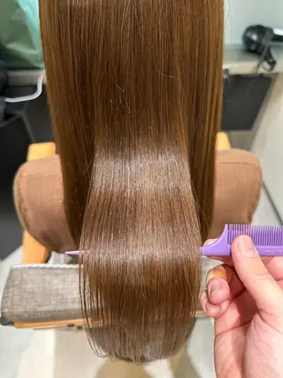 ロング 大人美人:髪質改善 ✂︎YUGOのヘアスタイル