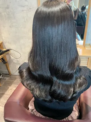 セミロング 🦄艶カラー×韓国 NANA💎🐬のヘアスタイル