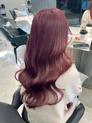 ロング Xena ria 衣織/ブリーチカラーのヘアスタイル