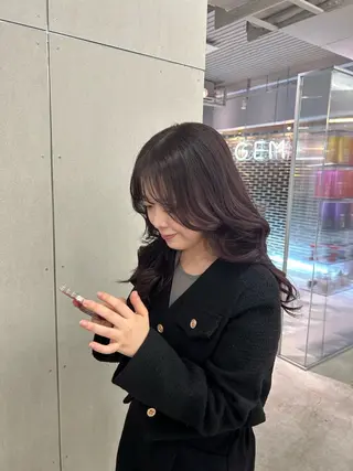 ロング カラー 寺澤 花梨のヘアスタイル