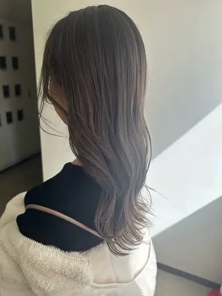 セミロング 🌸ACRO.ao 札幌大通り🌸のヘアスタイル