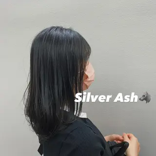 ミディアム カラー BEAUTRIUM青山所属・飯塚 新のヘアスタイル