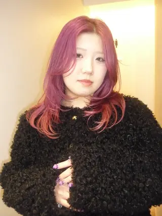 ミディアム カラー 🌟暖色系ハイトーン 🌟AIのヘアスタイル