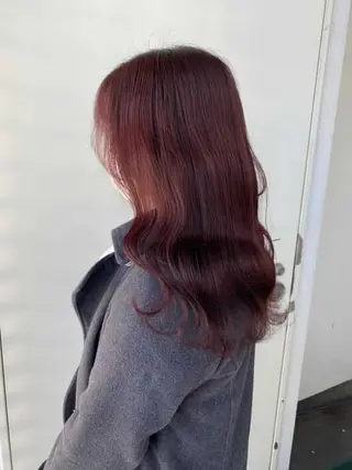 セミロング カラー 韓国🇰🇷レイヤー 映える顔周り🩷のヘアスタイル