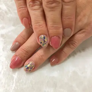 ネイル 黒沢 直子のネイルデザイン