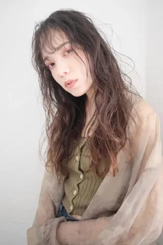 ロング パーマ 小田川 竜也のヘアスタイル