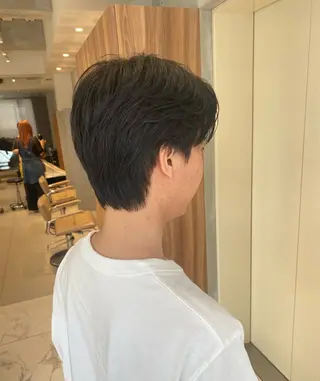 メンズ kou🌥️艶カラー |メンズカットのヘアスタイル
