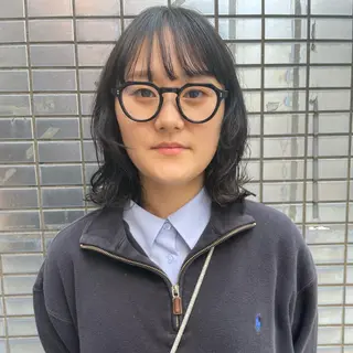 ショート パーマ ホリケ アオイのヘアスタイル