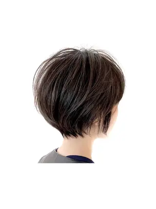 ショート カラー ワタベ ハヤト/ トップデザイナーのヘアスタイル