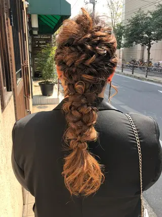 ロング ヘアアレンジ 國次 夕貴のヘアスタイル