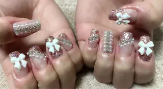 ネイル t. yoshizawaのネイルデザイン