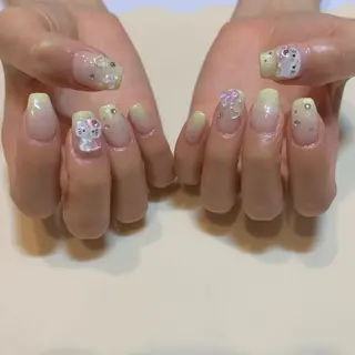 ネイル share salon RURU所属・⭐︎ hiyoriのネイルデザイン