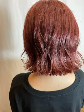 ミディアム 新宅 綾乃のヘアスタイル