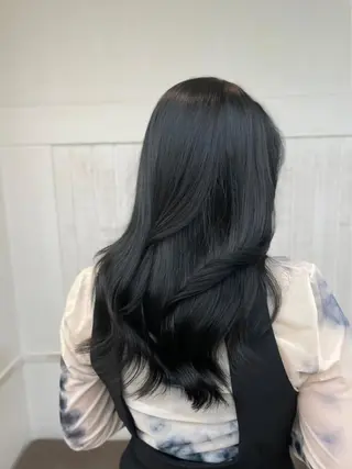 ロング カラー パーマ N° +aero 横浜のヘアスタイル