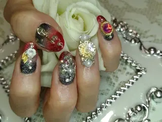 ネイル エステとネイル ローズコンフォートのネイルデザイン