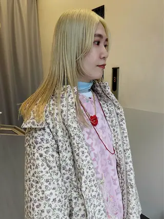 ミディアム カラー SALOWIN所属・ブリーチ✍️ ボブ✨レイヤーのヘアスタイル