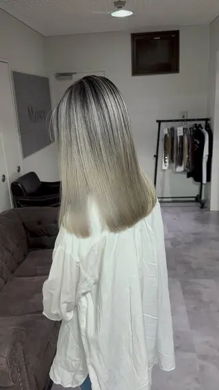 ミディアム カラー Maison 心斎橋店所属・艶ブリーチ/パーマ 新川天翔のヘアスタイル