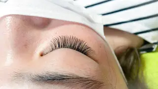 マツエク・マツパ まつ毛専門店 mauvé所属・横道 亜美のマツエク・マツパデザイン