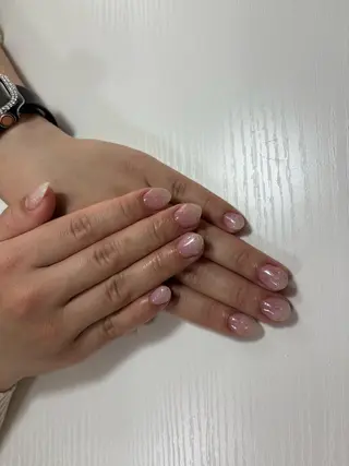 ネイル WHITE NAIL 難波店所属・荒木 綾花のネイルデザイン