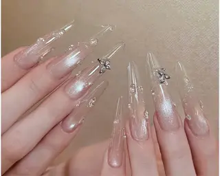 ネイル NiNa ビューティーサロン所属・Ni Naのネイルデザイン