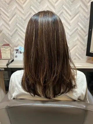 ミディアム session pago!所属・清水 雅実のヘアスタイル