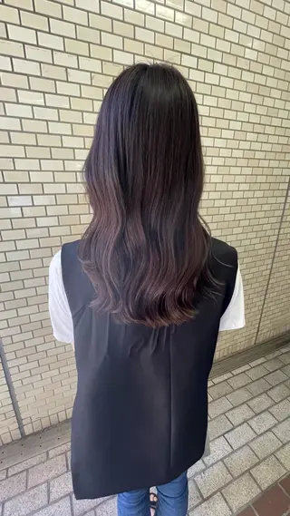 セミロング air 麻布所属・オバタ リコのヘアスタイル