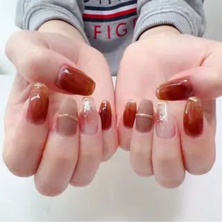 ネイル YUYI.nail salon所属・Mi Naのネイルデザイン