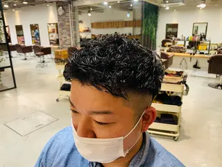 ショート メンズ ショート🌼パーマ 本間正子のヘアスタイル