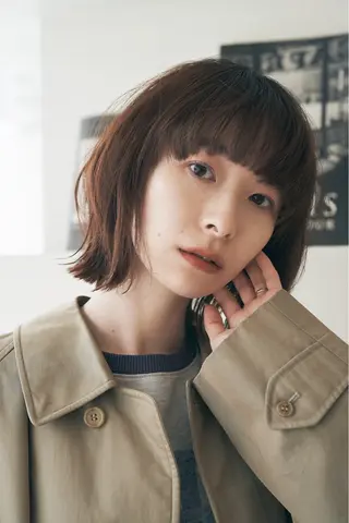 ミディアム 西川 朋恵のヘアスタイル