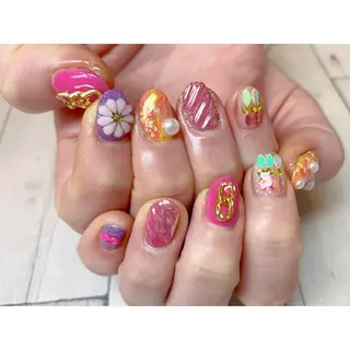 ネイル nailsalon maluriのネイルデザイン