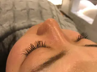 マツエク・マツパ 💎艶髪💎縮毛矯正 /髪質改善/ひかるのヘアスタイル