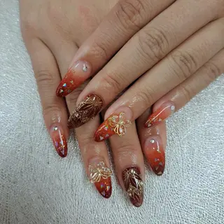 ネイル 河野ちえ (雑誌掲載サロン)のネイルデザイン