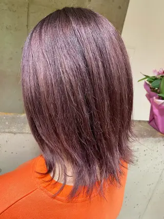 ミディアム カラー エクステ／インナー カラー 礒野朱里のヘアスタイル