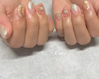 ネイル Nail&まつげエクステSalon Cure所属・岡本 奈央子のネイルデザイン